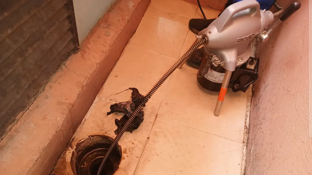 Equipo eléctrico para desazolve de drenajes
